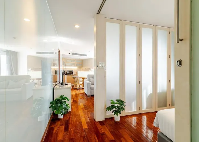 Apartment 2br, Good View, Bts Chitlom, Bkk Bangkok