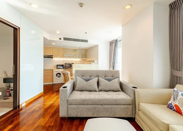 Apartment 2br, Good View, Bts Chitlom, Bkk